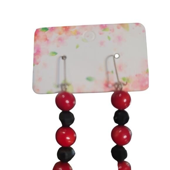 New Beaded Dangle Earrings - Picture 2 of 3